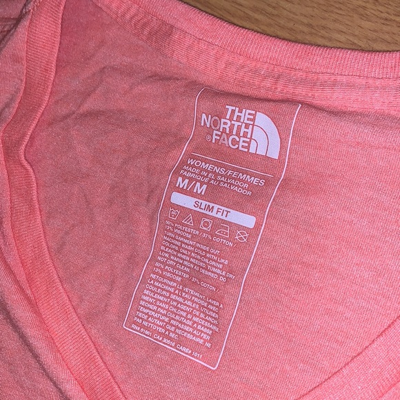 NWT The North Face Ahwahnee V-Neck Tri-Blend Tee - Picture 2 of 9